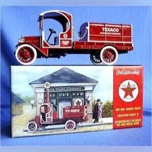NIB! 1919 Texaco GMC Tanker Truck Bank Collector Series 17 Ertl Collectibles
